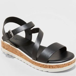 Women's Gia Platform Sandals - Universal Thread Black 10